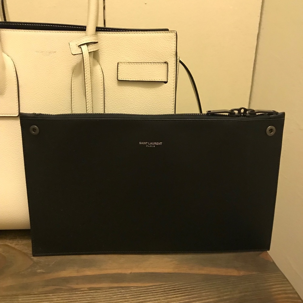 SAINT LAURENT SAC DE JOUR - Picture 4 of 8